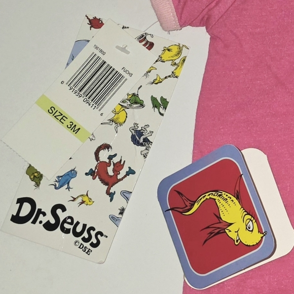 Dr. Seuss Baby Girl Onesie and One Fish Two Fish Book Gift Bundle - Picture 4 of 4